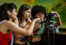Trela Audiovisual realiza curso gratuito de cinema para adolescentes em Caruaru
