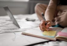 Retorno à rotina sem pressão: especialista alerta para os impactos da cobrança excessiva no início do ano