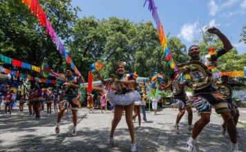 “A gente é festa”: Governo de Pernambuco apresenta homenageados, programação cultural e ações operacionais do Carnaval 2026