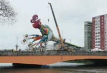 Com Seis alegorias e 30 trios elétricos, Galo da Madrugada sai às ruas do Recife neste sábado (14)