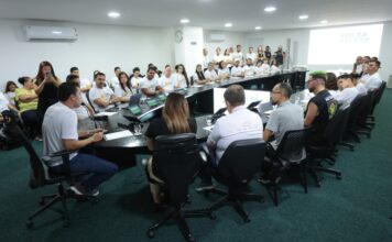 Prefeito Rodrigo Pinheiro assina contratos do Bolsa Atleta 2026 e mostra a força do esporte em Caruaru