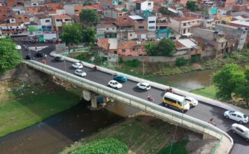 Ponte Irmã Jerônima recebe recapeamento asfáltico
