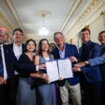 Raquel Lyra assina concessão parcial da Compesa para impulsionar o maior investimento em saneamento da história de Pernambuco