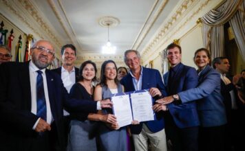 Raquel Lyra assina concessão parcial da Compesa para impulsionar o maior investimento em saneamento da história de Pernambuco