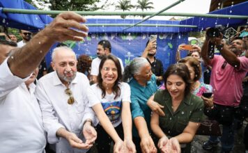 Raquel Lyra entrega água do Rio São Francisco a Gravatá e garante pacote de R$ 195 milhões em obras