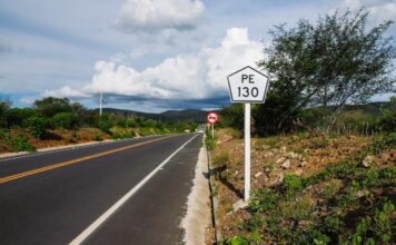 Em Taquaritinga do Norte, terra do café, governadora Raquel Lyra entrega a requalificação da PE-130