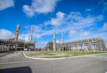 Pernambuco registra o maior crescimento do país na indústria e no comércio no primeiro bimestre de 2026, diz IBGE