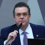 Wolney Queiroz retira pré-candidatura a deputado federal e decide permanecer no governo Lula