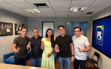 Em Toritama, Raffiê recebe apoio da pré-candidata a deputada federal Missionária Islayne