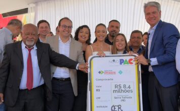 Fernando Monteiro participa dos 175 anos de Serra Talhada e celebra importante obra ao lado de Márcia Conrado