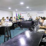 Rodrigo Pinheiro se reúne com empresa que ganhou concessão da Compesa para cobrar mais agilidade nas obras em Caruaru