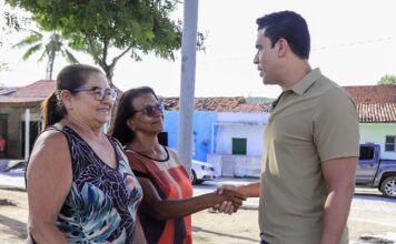 Rodrigo Pinheiro faz investimento histórico para garantir pavimentação em Riacho Doce
