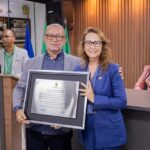 Deputada Débora Almeida recebe título de Cidadã Machadense em sessão solene