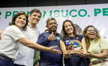 Junto de Raquel e Priscila, Daniel Coelho confirma pré-candidatura a deputado federal pelo PSD