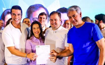Neste domingo (16): Anderson Luiz inicia campanha com grande adesivaço ao lado de Raquel Lyra, Rodrigo Pinheiro e Fernando Monteiro