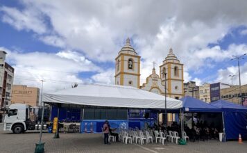 Foco na prevenção e no diagnóstico precoce do câncer de mama e do colo do útero: Carreta da Mulher Pernambucana está em Caruaru esta semana