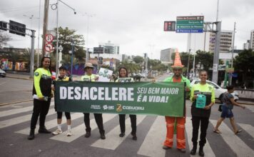 AMC realiza ação de conscientização pelo Dia Mundial do Pedestre