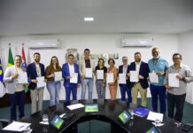 Ordem de serviço assinada: Caruaru vai receber pavimentação de 8,6 km de vias, construção do novo campus da UPE e unidade do Centro de Atendimento Multidisciplinar Especializado