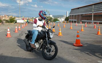 AMC oferece curso gratuito de Pilotagem Defensiva para Motociclistas – Módulo 1 em agosto