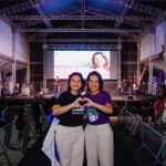 Raquel e Priscila acompanham montagem da convenção deste domingo