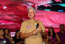 Fernando Monteiro demonstra força e reúne mais de 2 mil pessoas da Região Metropolitana do Recife