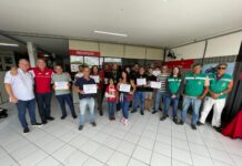 AMC entrega certificados de conclusão do Curso Gratuito de Pilotagem Defensiva para Motociclistas – Módulo 1