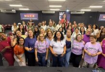 Professora Ana Lúcia debate educação especial em encontro com lideranças de Pernambuco