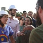 Caruaru: Com Raquel Lyra, Túlio Gadêlha destaca novo campus da UPE e recebe carinho da população em caminhada