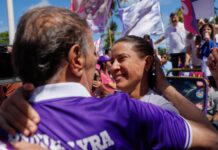Raquel fez giro 55 em Brasília Teimosa, Pina e Boa Viagem e se emocionou ao encontrar seu pai, João Lyra Neto