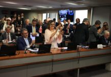 CCJ aprova o fim da escala 6×1 e a senadora Teresa Leitão destaca conquista histórica para os trabalhadores