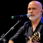 Cantor Rick, da dupla com Renner, morre em queda de helicóptero