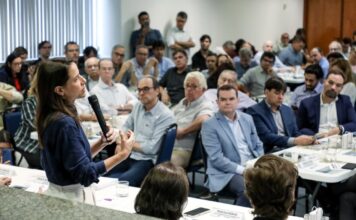 Em encontro com representantes da construção civil, Raquel destaca investimentos em habitação popular através do Morar Bem e retomada do crescimento econômico