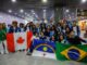 Priscila Krause acompanha embarque de 70 estudantes do Programa Ganhe o Mundo para o Canadá