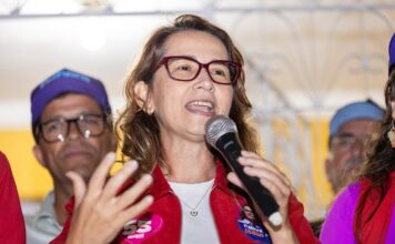 Debora Almeida comemora autorização de licitação para obras na PE-158 entre Calçado e Jupi