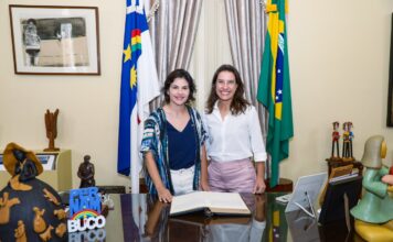 Governadora Raquel Lyra embarca para missão internacional e transmite cargo à sua vice, Priscila Krause