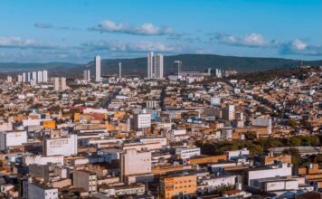 Prefeitura de Caruaru avança na transformação digital e integra programa nacional de cidades inteligentes