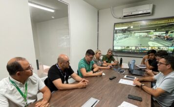 AMC e DNIT debatem melhorias no trânsito para as margens da BR-104